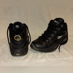 🔥Reebok The Question ‘Iverson’ Size 6 Black/White/Met Gold 🔥